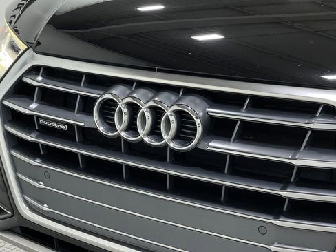 Used 2020 Audi Q5 2.0T Premium Plus w/ Premium Plus Package image 39