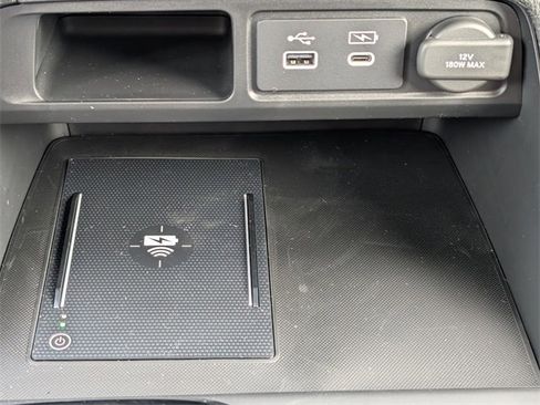 New 2025 Honda Pilot Touring image 22