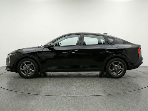 Used 2025 Kia K4 FWD image 5
