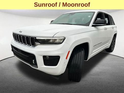 Used 2024 Jeep Grand Cherokee Overland w/ Trailer Tow Package image 5