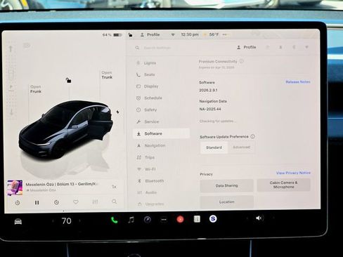 Used 2026 Tesla Model Y AWD image 31