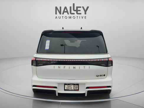 New 2026 INFINITI QX80 Autograph w/ Premium Cargo Package image 4