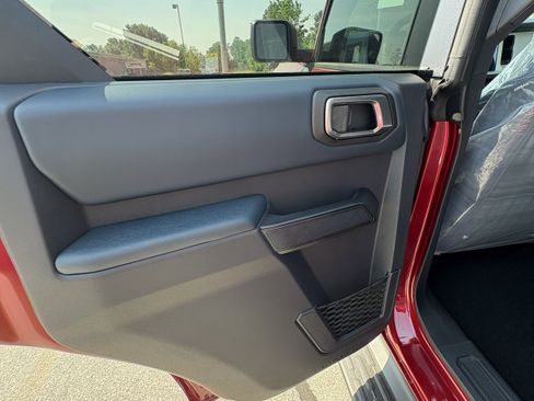 New 2026 Ford Bronco Heritage Edition image 16