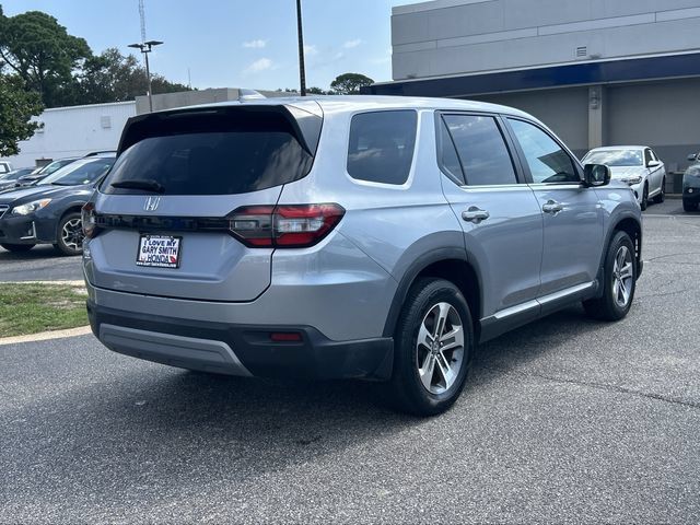 Used 2023 Honda Pilot EX-L image 4