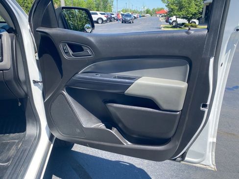 Used 2016 Chevrolet Colorado W/T RWD image 27