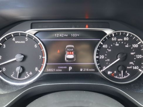 Used 2023 Nissan Rogue SV w/ SV Premium B Package FWD image 10