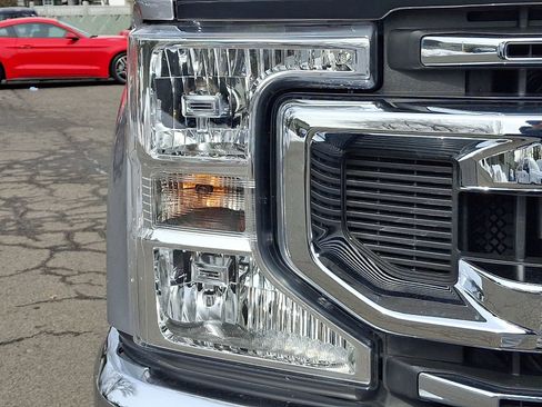 Used 2021 Ford F250 XL w/ STX Appearance Package image 10