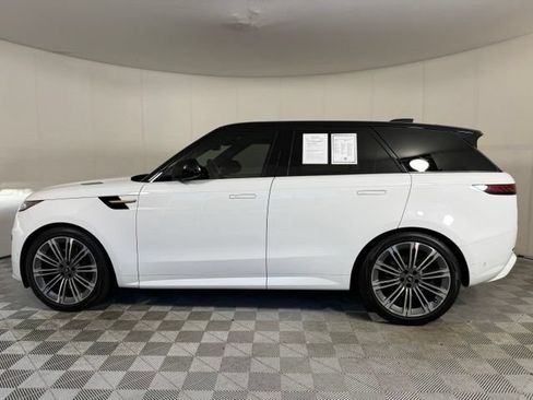 Used 2024 Land Rover Range Rover Sport Dynamic SE AWD/4WD image 7