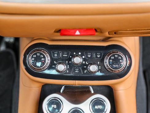 Used 2010 Ferrari California image 37