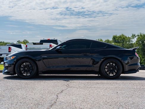 Used 2020 Ford Mustang Shelby GT350 w/ Technology Package image 4