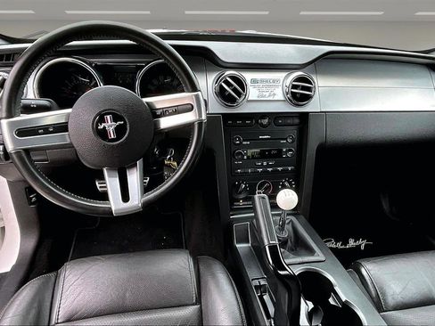 Used 2007 Ford Mustang GT RWD image 8