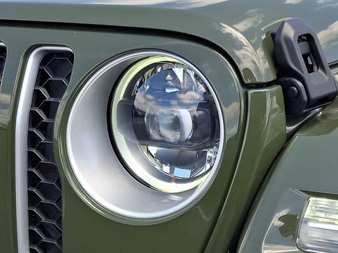 Used 2023 Jeep Wrangler Unlimited Sahara w/ Cold Weather Group AWD/4WD image 27
