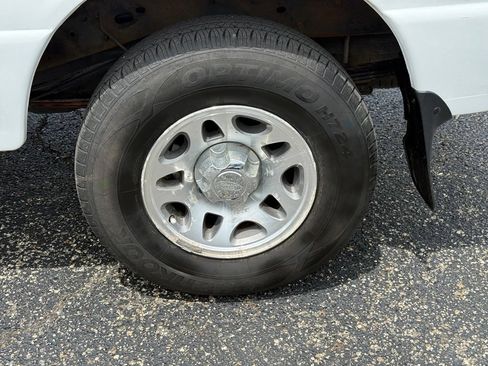 Used 2011 Ford Ranger XLT AWD/4WD image 29