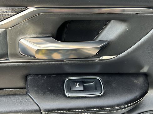 Used 2019 RAM 1500 Limited w/ Advanced Safety Group image 12