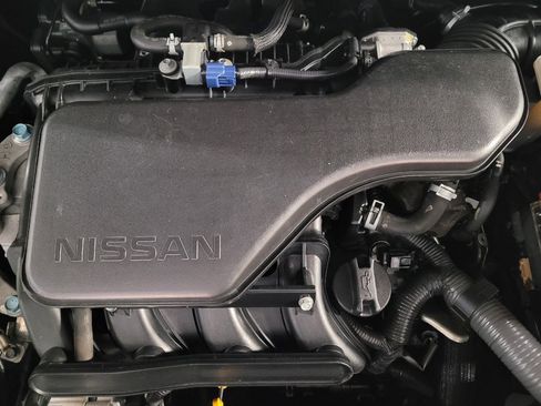 Used 2019 Nissan Rogue Sport SV FWD image 30