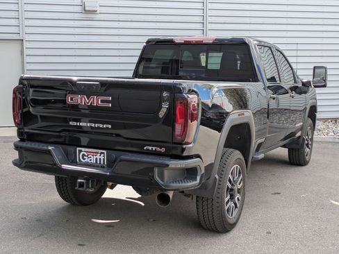 Used 2021 GMC Sierra 2500 AT4 w/ AT4 Premium Plus Package AWD/4WD image 5