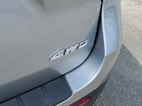 Used 2021 Ford Explorer XLT AWD/4WD image 9