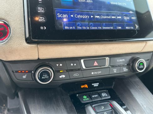 Used 2018 Honda Clarity Touring image 15