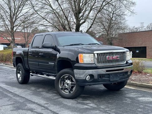 Used 2010 GMC Sierra 1500 SLE w/ Max Trailering Pack AWD/4WD image 2