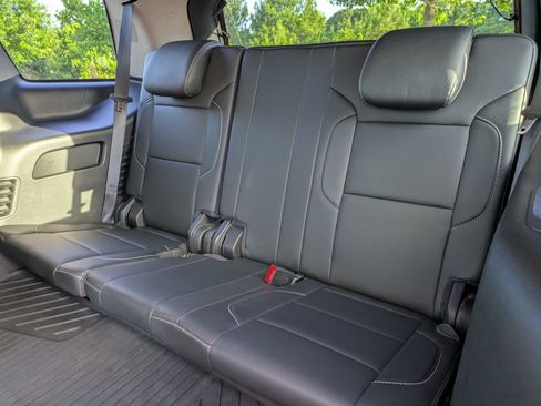 Used 2020 Chevrolet Tahoe LT w/ RST Edition AWD/4WD image 28