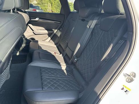 Used 2023 Audi SQ5 Premium Plus w/ Premium Plus Package AWD/4WD image 13