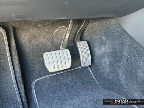 Used 2022 Tesla Model S Plaid image 22