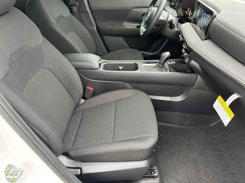 New 2026 Nissan Kicks S image 13