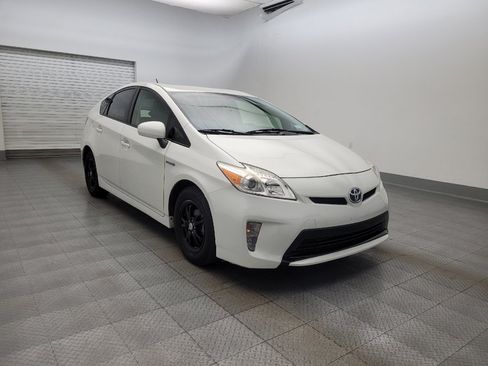 Used 2015 Toyota Prius Two image 13