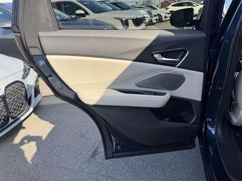 Used 2025 Acura RDX SH-AWD w/ Advance Package image 11