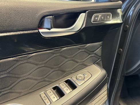 Used 2020 Hyundai Palisade Limited image 13