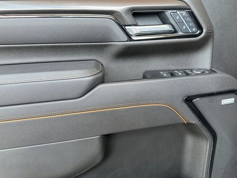 Certified 2025 GMC Sierra 2500 AT4 AWD/4WD image 11