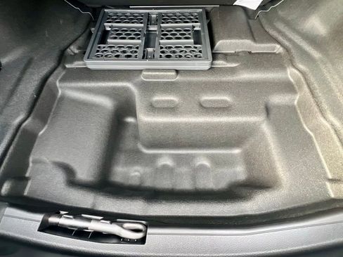 Certified 2025 Mercedes-Benz C 300 4MATIC Sedan image 33