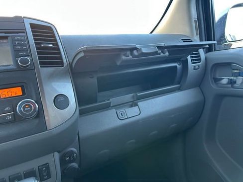 Used 2019 Nissan Frontier SL image 38