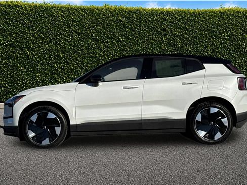 New 2026 Volvo EX30 Plus w/ Protection Package AWD/4WD image 3
