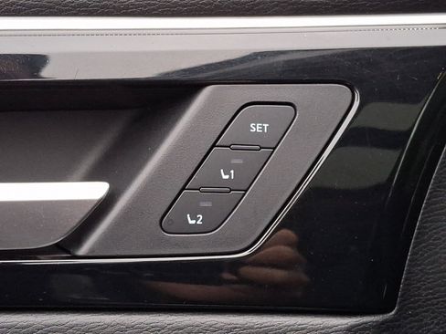 Used 2025 Mitsubishi Outlander SEL AWD/4WD image 13