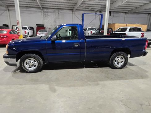 Used 2004 Chevrolet Silverado 1500 W/T image 5