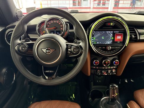 Used 2020 MINI Cooper S FWD image 16