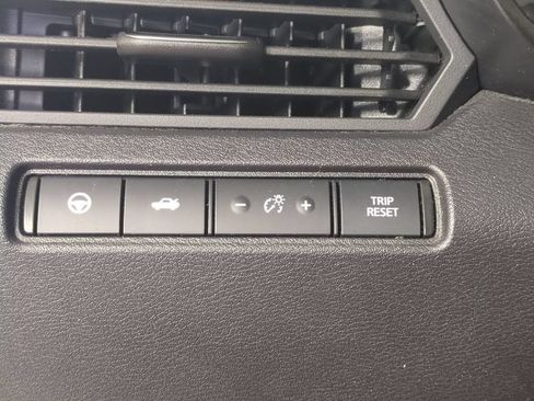 Used 2019 Nissan Altima 2.5 SV FWD image 27
