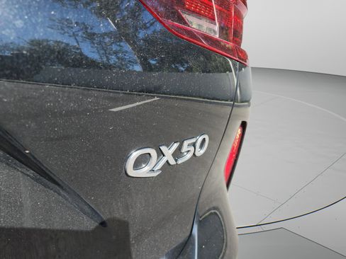 Used 2022 INFINITI QX50 Pure image 22