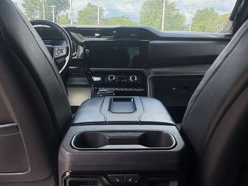 Used 2022 GMC Sierra 1500 AT4X AWD/4WD image 17