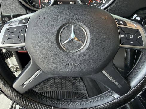 Used 2017 Mercedes-Benz G 550 image 16