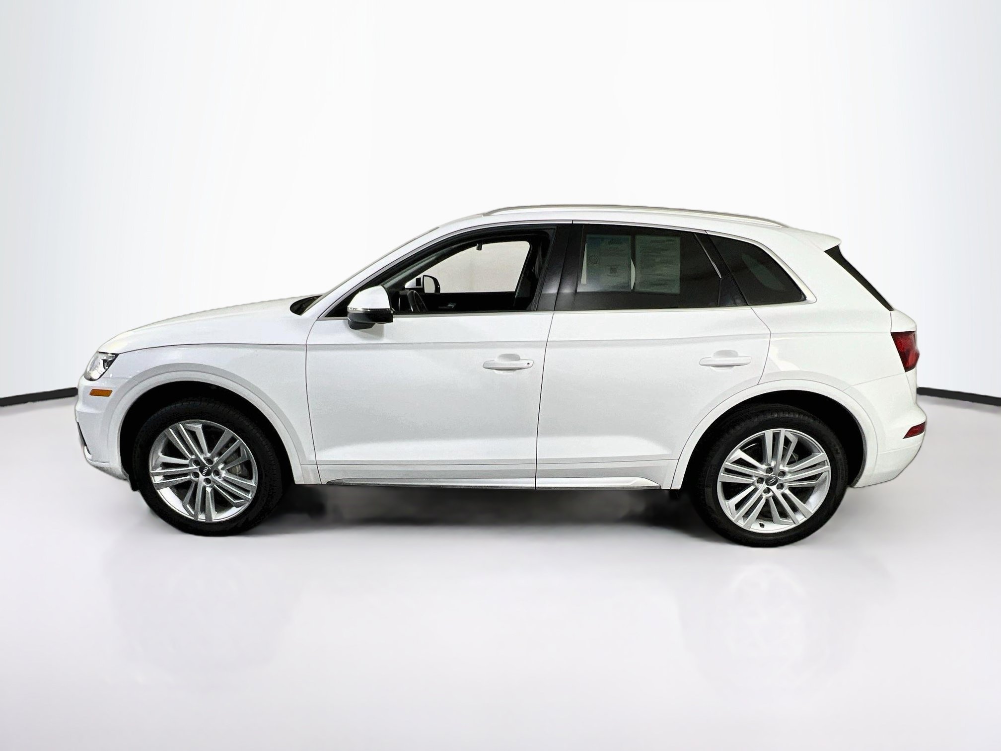 Used 2018 Audi Q5 2.0T Premium Plus w/ Premium Plus Package AWD/4WD image 8