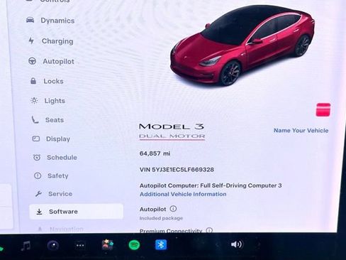 Used 2020 Tesla Model 3 Performance image 15