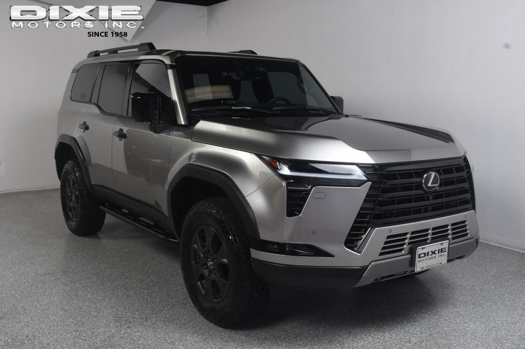 Used 2025 Lexus GX 550 w/ Accessory Package (CT) AWD/4WD image 1