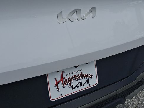 Used 2023 Kia Sportage X-Pro AWD/4WD image 34