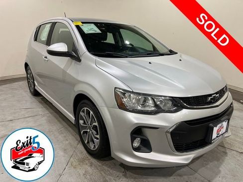 Used 2018 Chevrolet Sonic LT w/ Convenience Package image 1