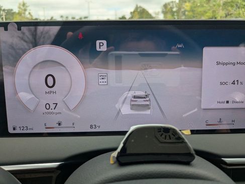 New 2026 Genesis GV70 3.5T Sport Advanced image 29