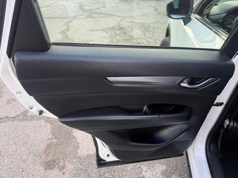 Used 2017 MAZDA CX-5 Sport image 14