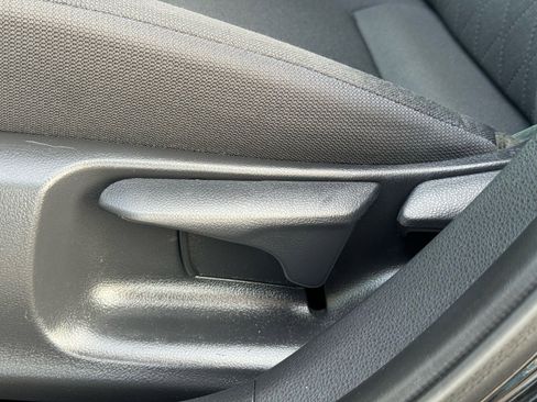 Used 2024 Toyota Corolla LE image 18