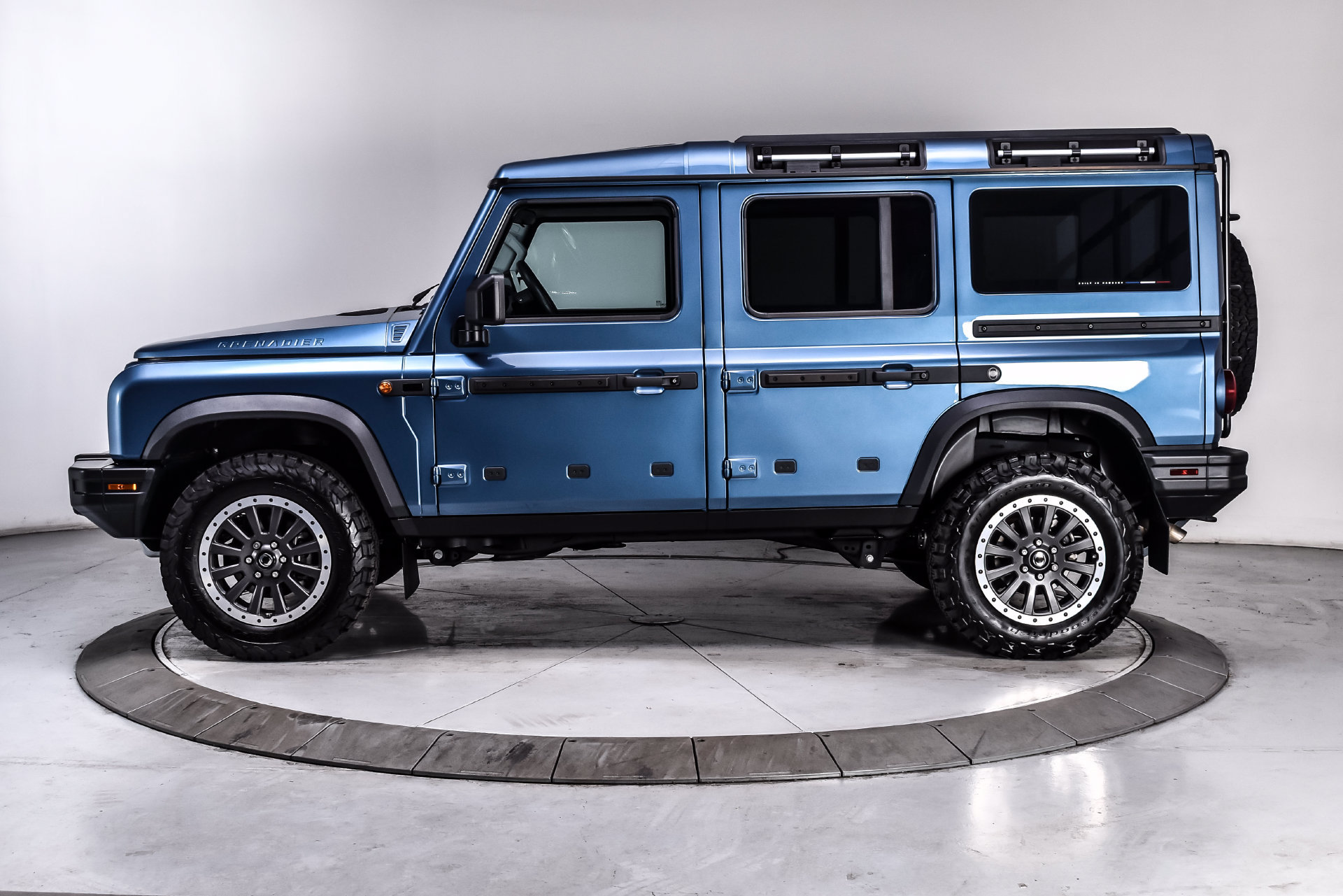 Used 2025 INEOS Grenadier Station Wagon AWD/4WD image 3